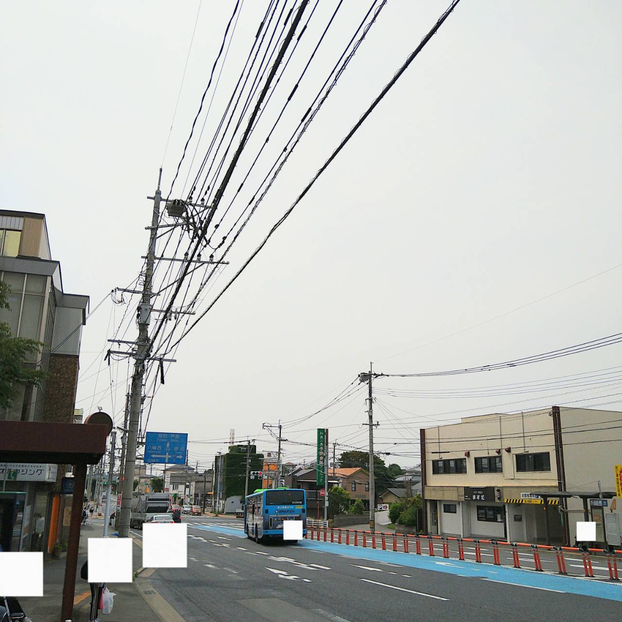 イオン若松前の北九州市営バス「第一二島」の写真