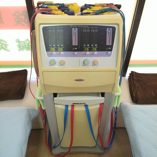干渉波治療器（電療）の写真